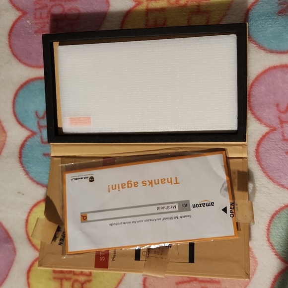 Moto G7 Glass Screen Protector - Picture 2 of 3